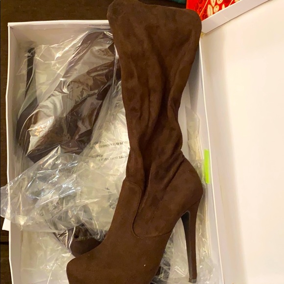 Steve Madden Shoes - Steve madden high heel boot suede brown